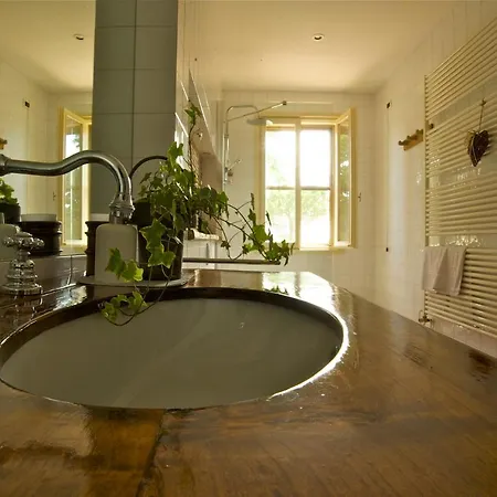 Casa Volton Bed & Breakfast *